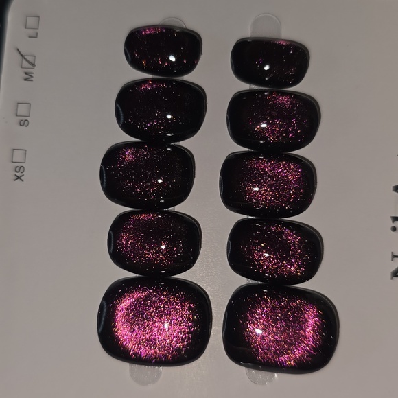 Handmade Short Press On Nails Medium Black Purple Green Gold Shift Cat Eye - Picture 4 of 4